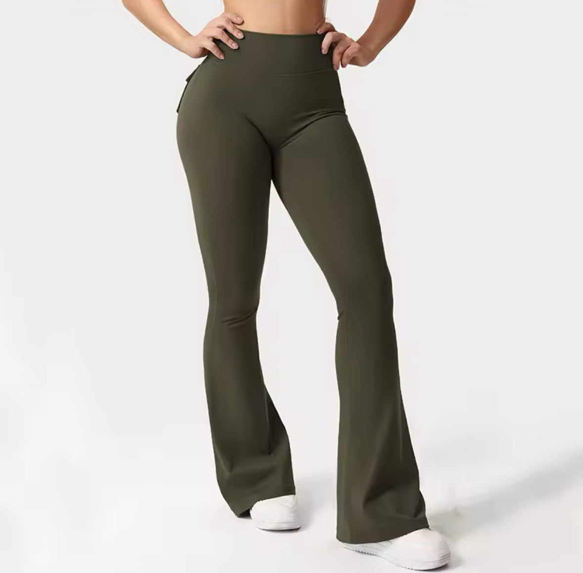 Leggings acampanados con bolsillos JMsports