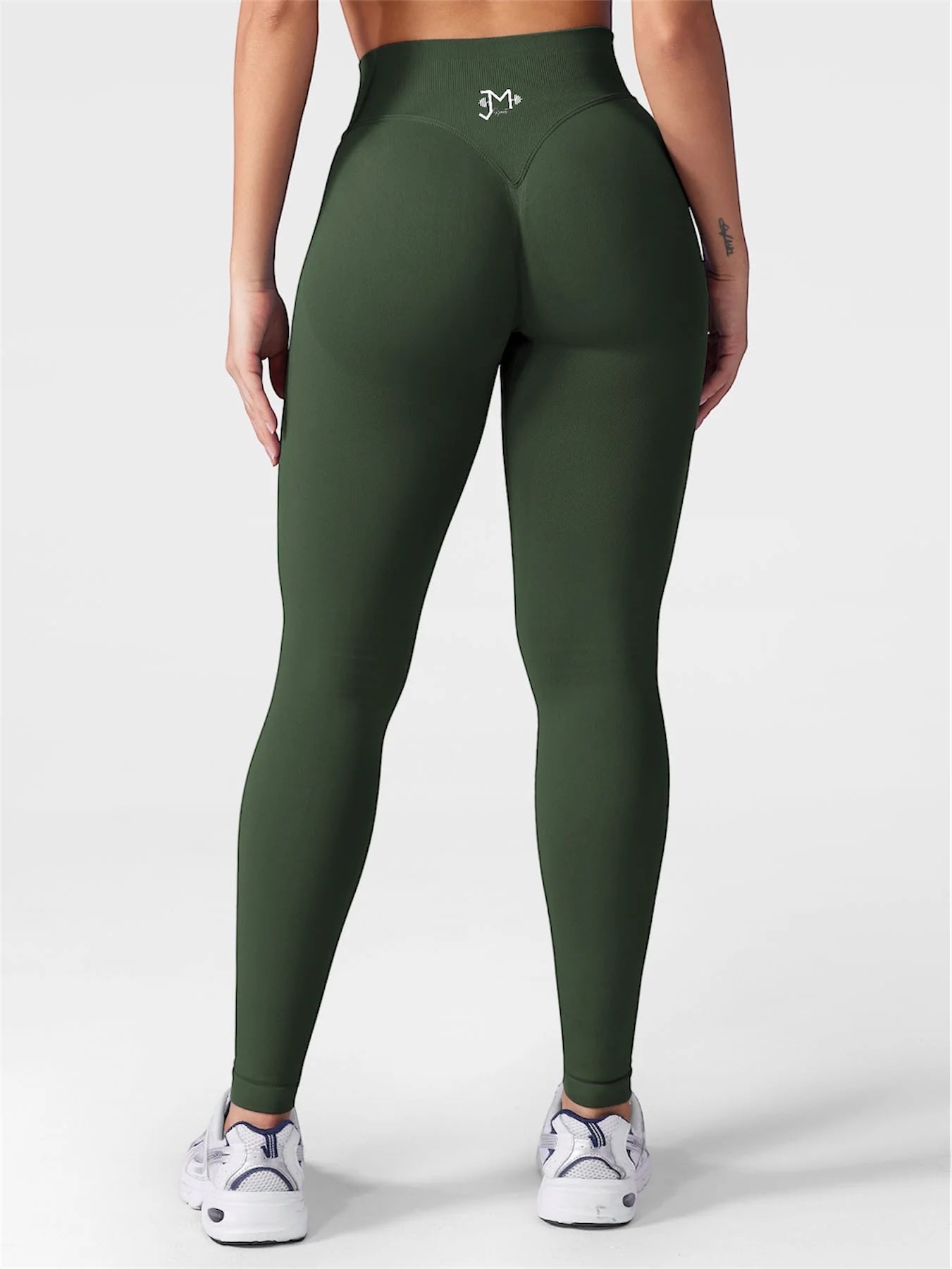 Leggings deportivos push up premium verde militar , cintura alta y fruncido oculto que realza glúteos
