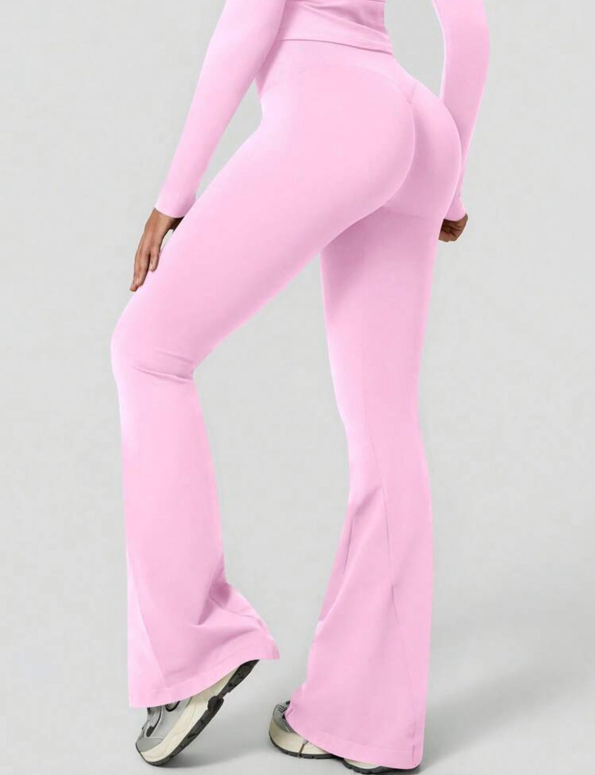 Leggings Push Up Premium Acampanado – Moldeadores, Tono Liso, Sin costuras