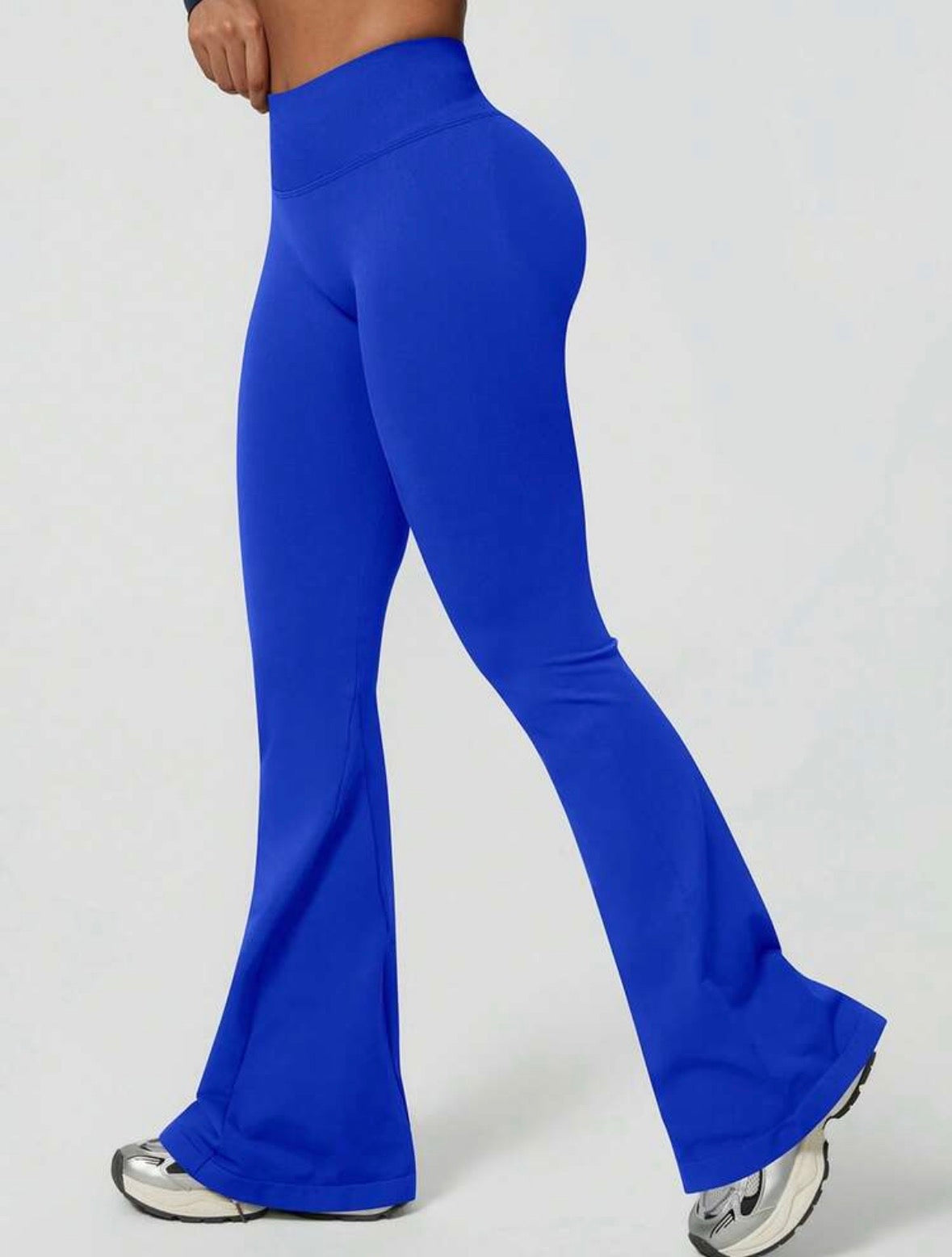 Leggings Push Up Premium Acampanado – Moldeadores, Tono Liso, Sin costuras