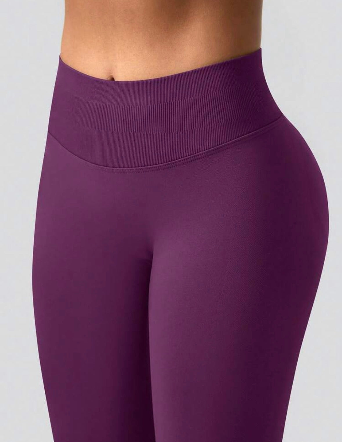 Leggings Push Up Premium Acampanado – Moldeadores, Tono Liso, Sin costuras