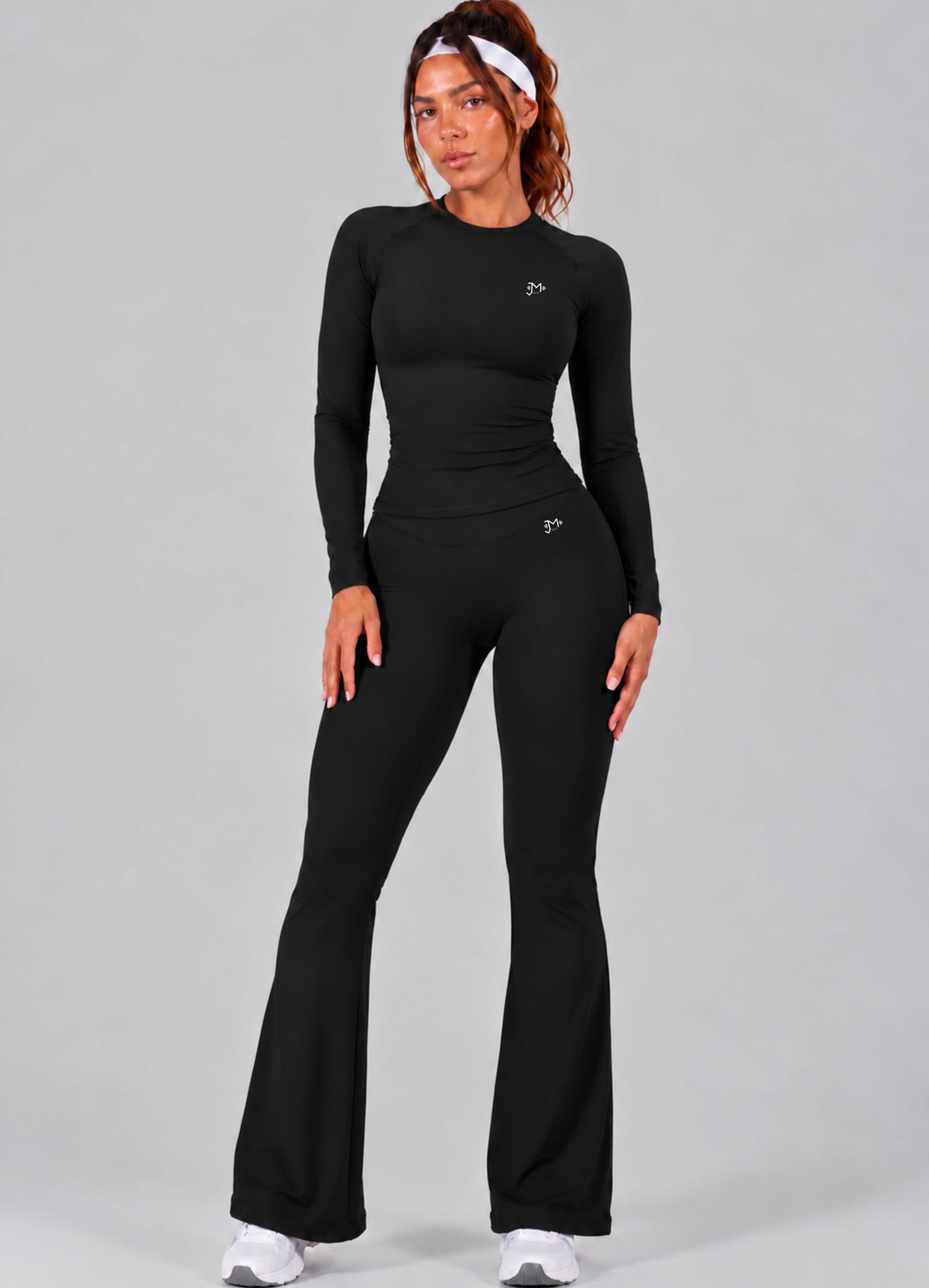 Conjunto Sculpt Halter, Acampanado Push Up, Leggins y Playera manga larga Premium
