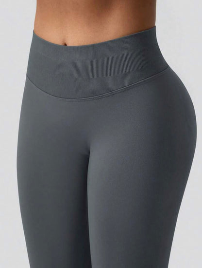 Leggings Push Up Premium Acampanado – Moldeadores, Tono Liso, Sin costuras