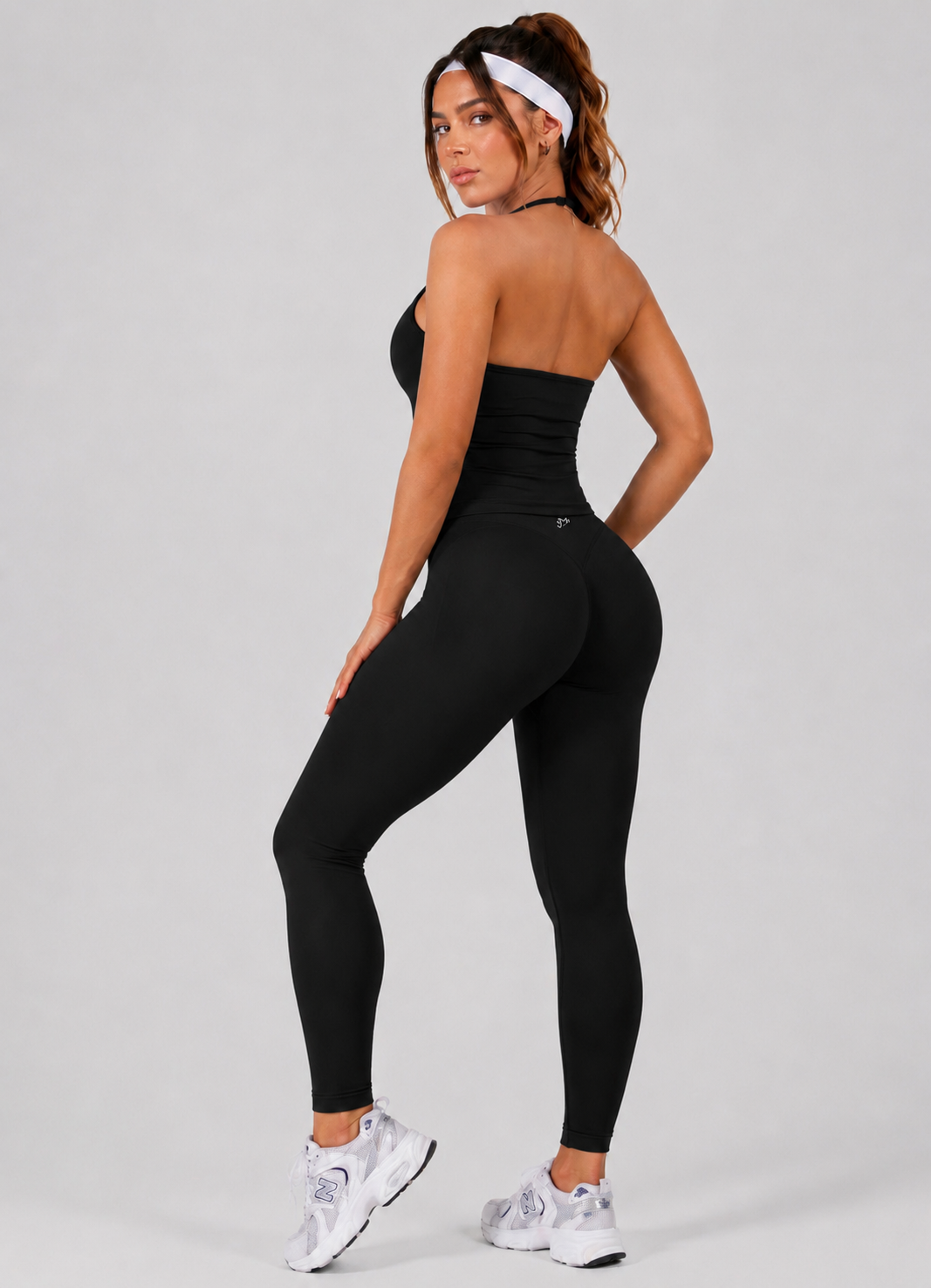 Conjunto Sculpt Halter, Push Up, Leggins y Tank top Premium