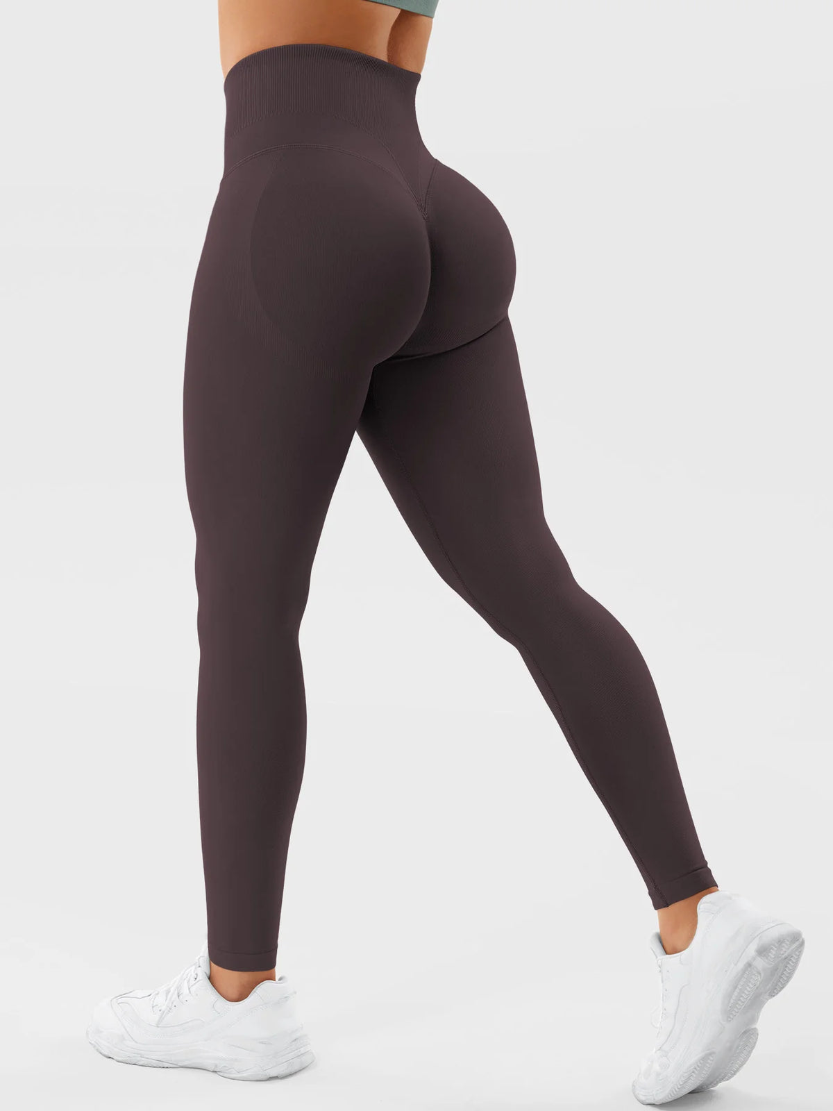Leggings deportivos push up premium chocolate, cintura alta y fruncido oculto que realza glúteos