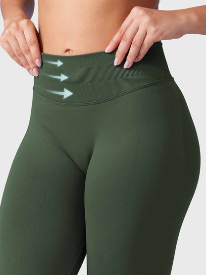 Leggings deportivos push up premium verde militar , cintura alta y fruncido oculto que realza glúteos